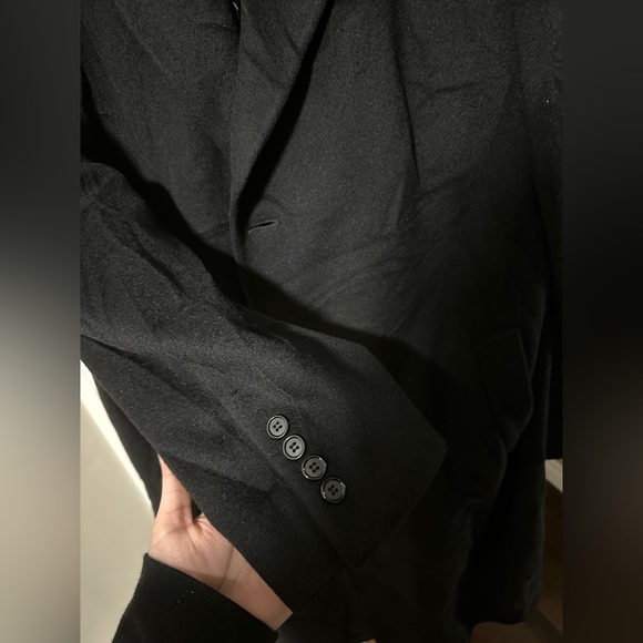 saks fifth avenue coat - Picture 3 of 6